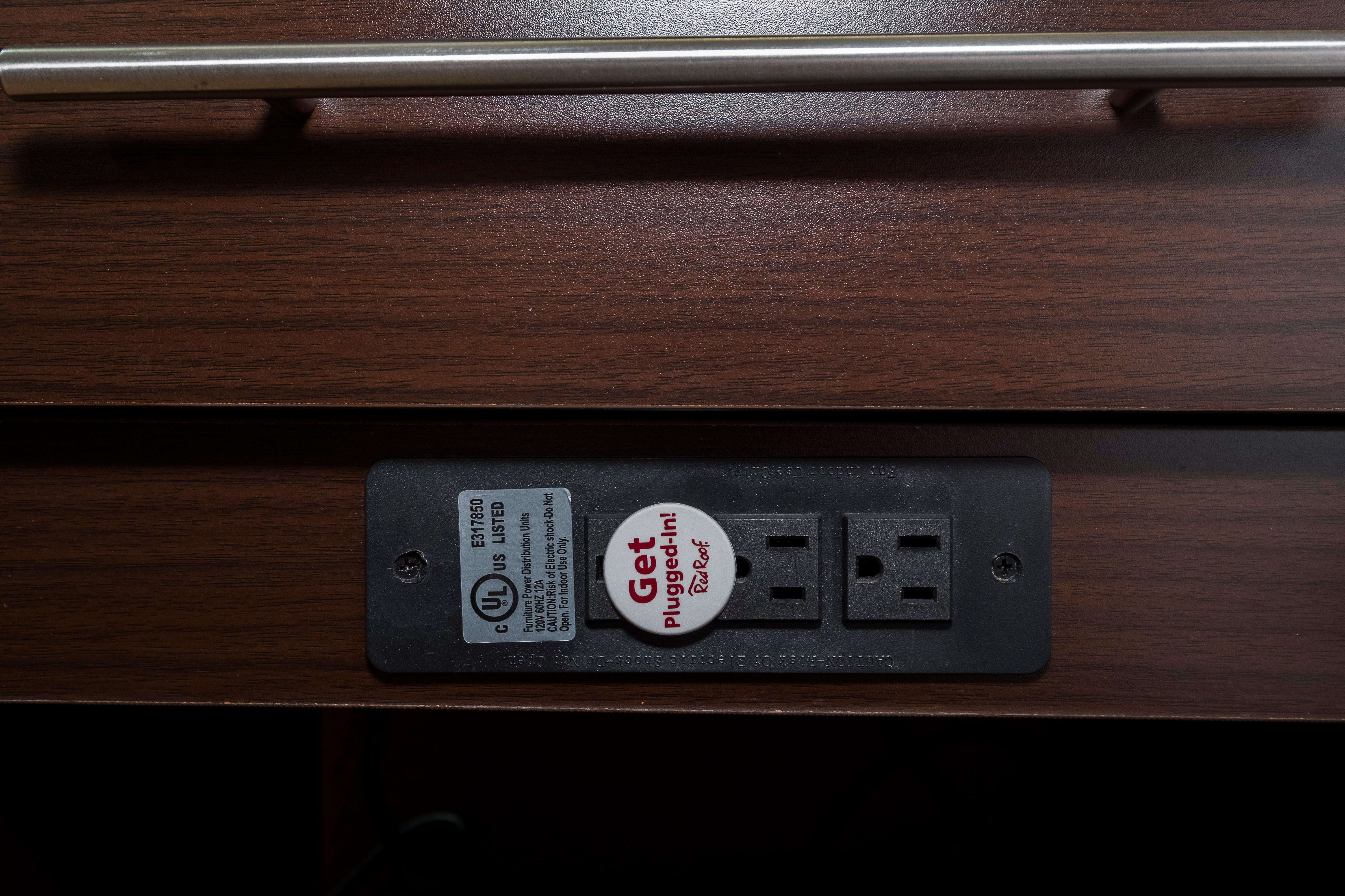 Red Roof Inn Plus+ Пъкипсий Екстериор снимка